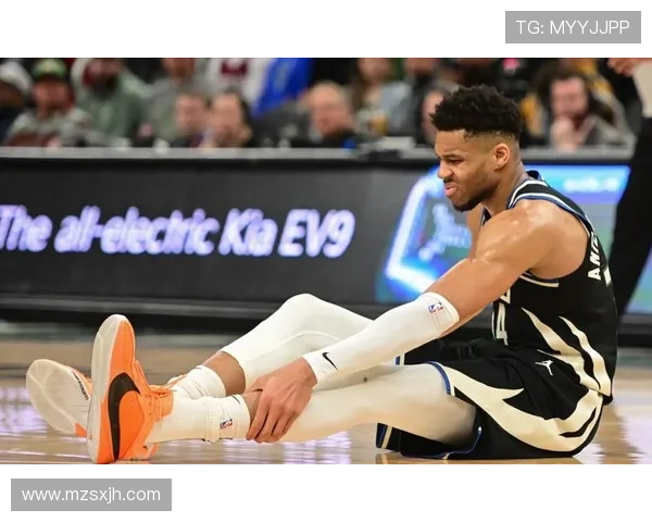 里弗斯对字母哥伤情表示担忧目前状况似乎不容乐观